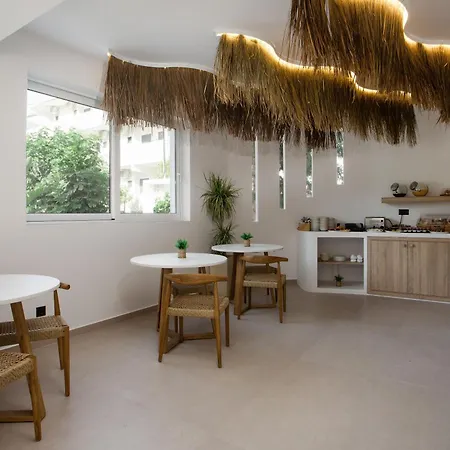 Helios Apartment