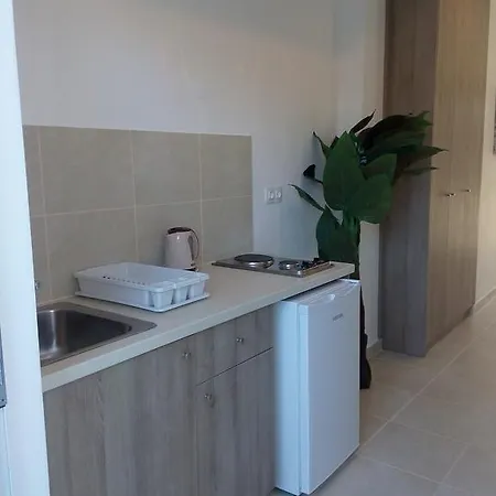 Helios פליראקי